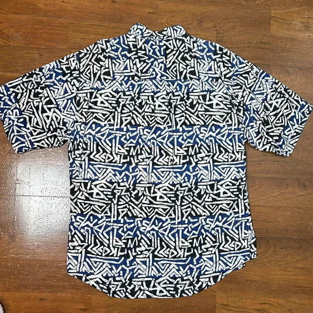Vintage mens BUGLE BOY Co. button down rayon shirt XL short sleeve 80s Hawaiian